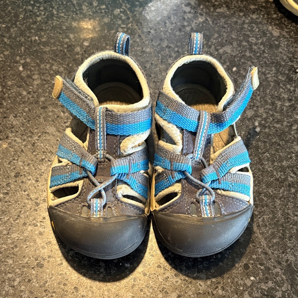 Keen Toddler Blue and Gray Sandals size 6